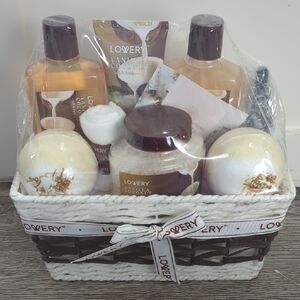Love Vanilla Coconut Bath Set - Cream and Brown
